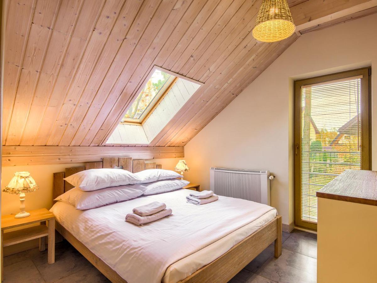 Mazursko - Komfortowe Domy 8 Osobowe Nad Jeziorem, Balia Lub Sauna Кретовины Экстерьер фото