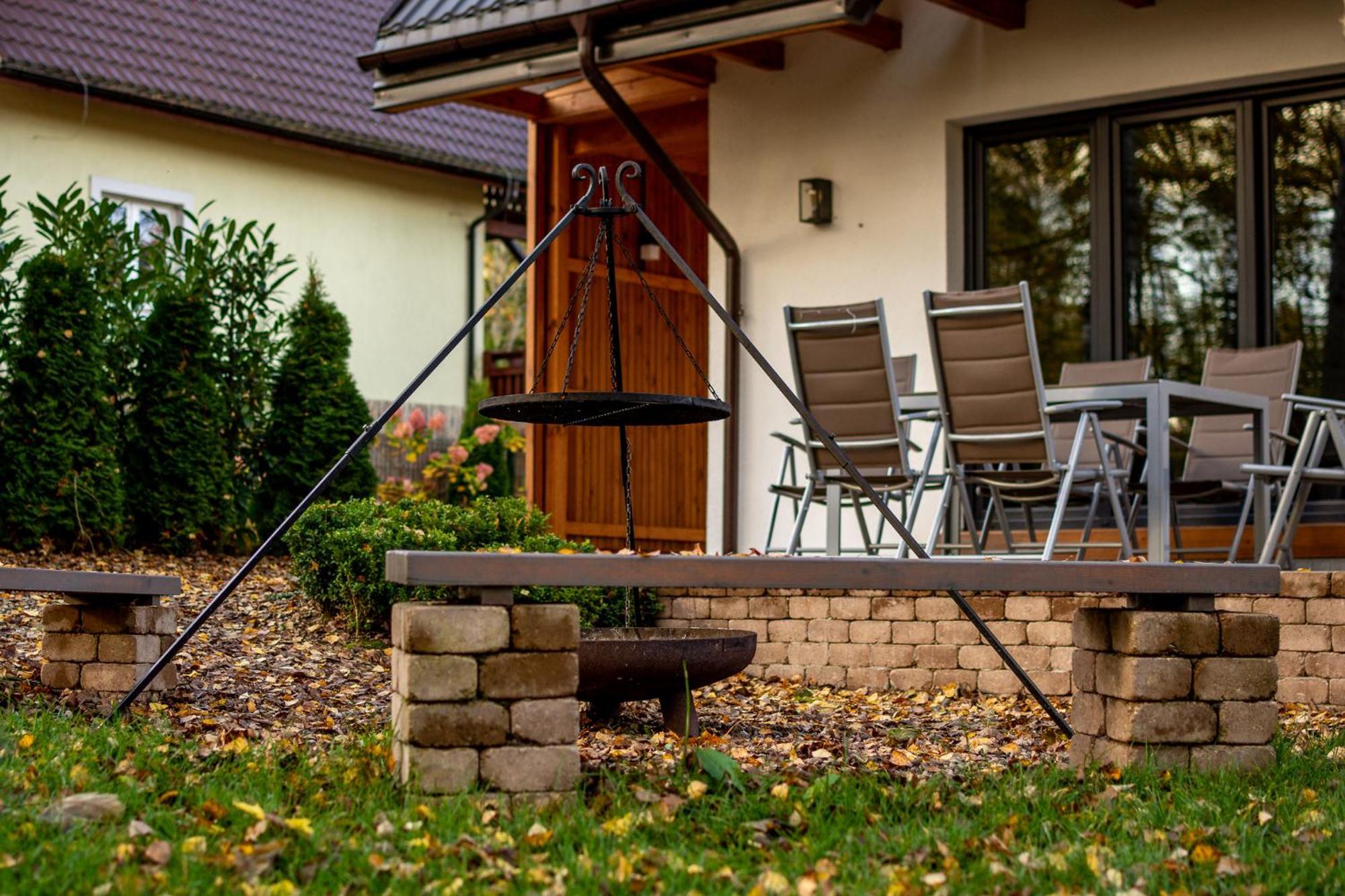 Mazursko - Komfortowe Domy 8 Osobowe Nad Jeziorem, Balia Lub Sauna Кретовины Экстерьер фото